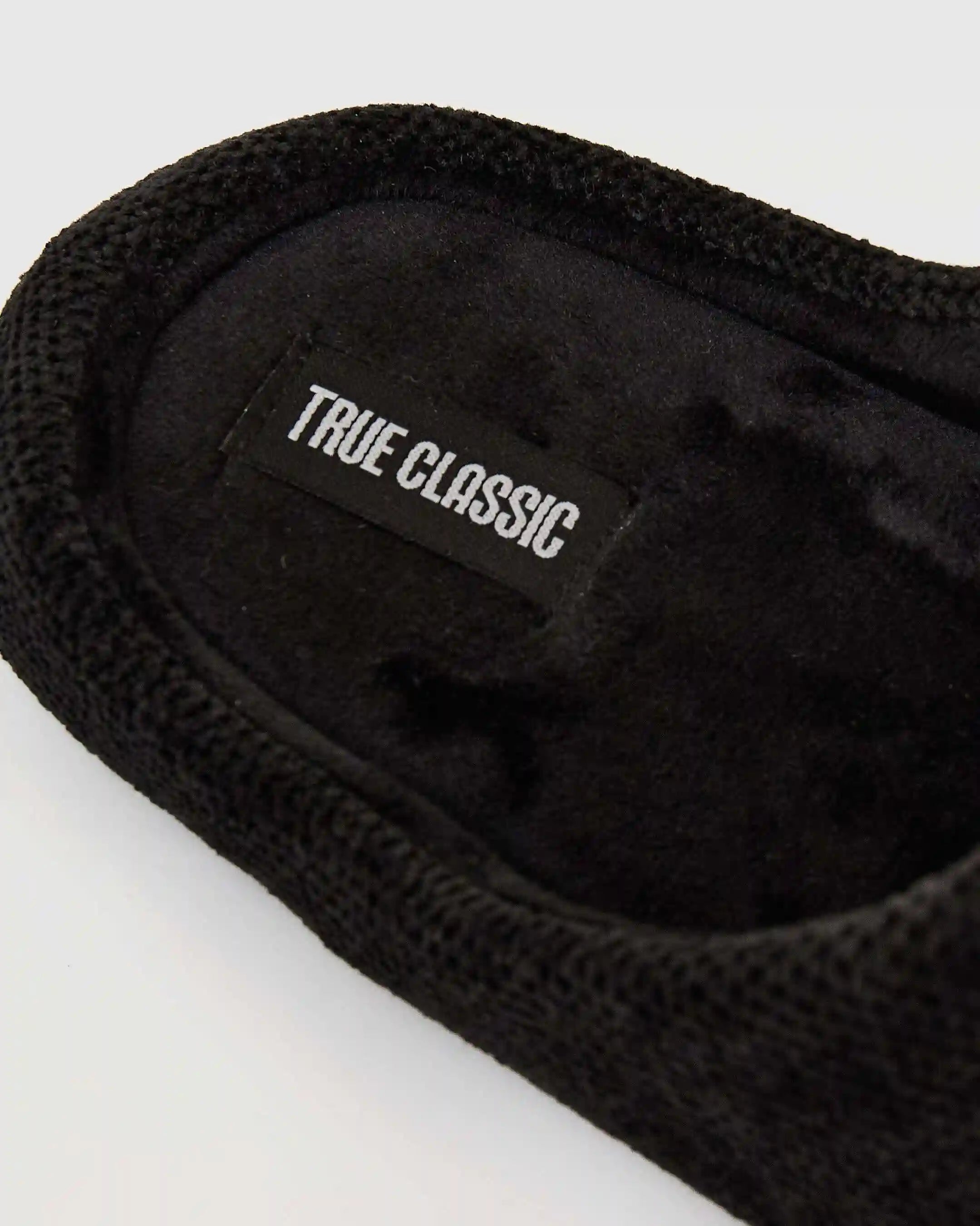 trueclassicteescoreshop.com