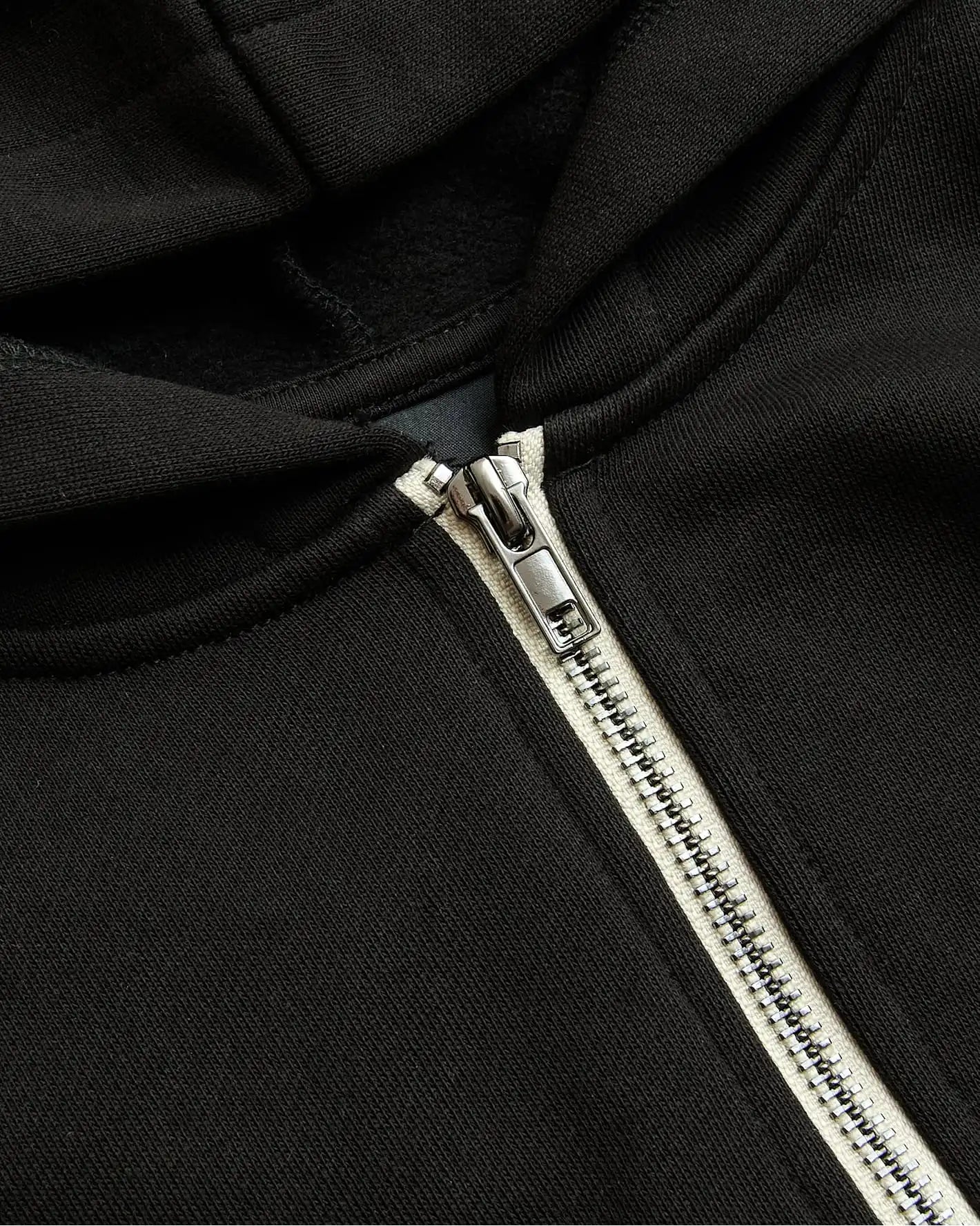 trueclassicteescoreshop.com